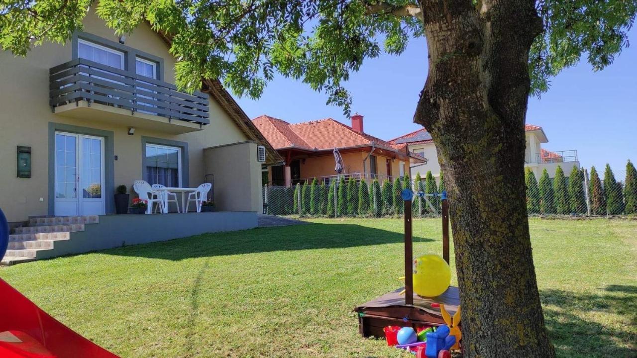 Silence Apartmanhaz Zalakaros Εξωτερικό φωτογραφία