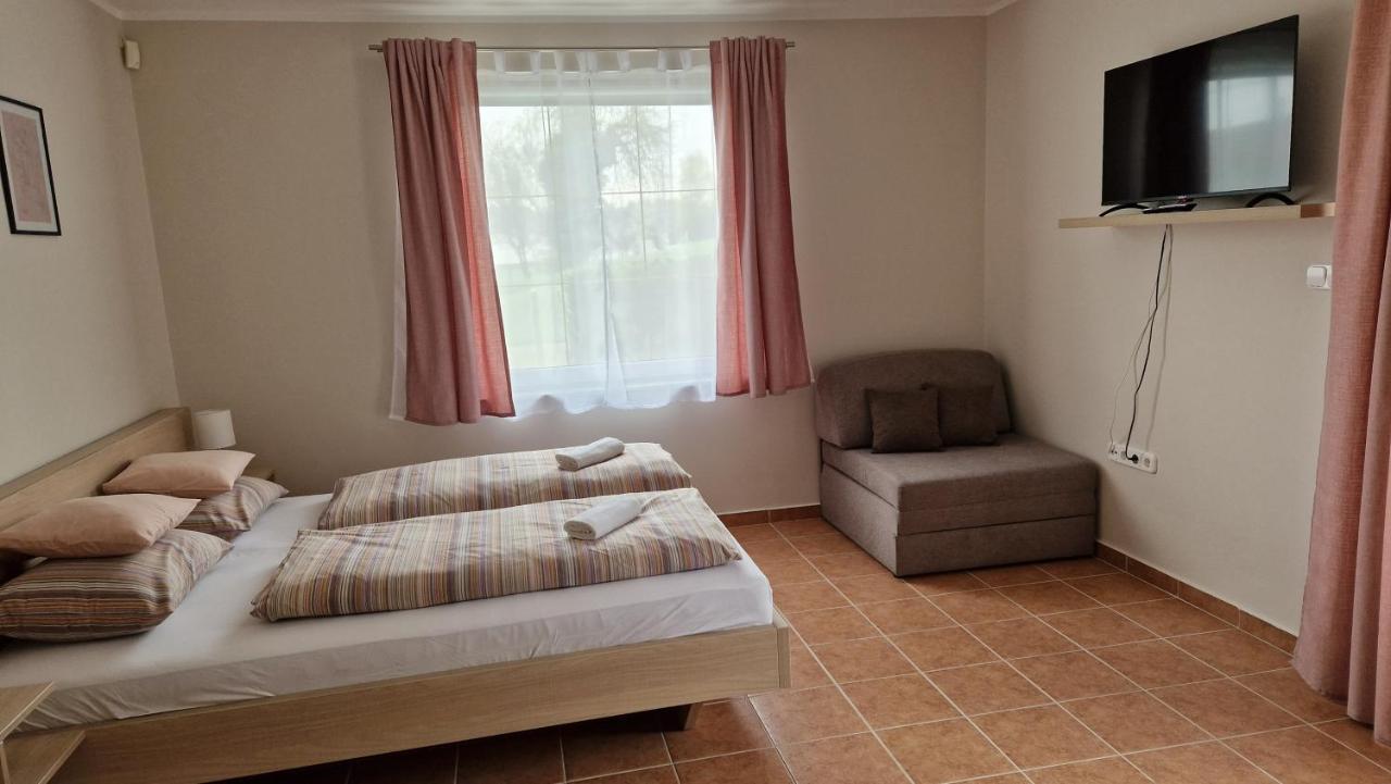 Silence Apartmanhaz Zalakaros Εξωτερικό φωτογραφία